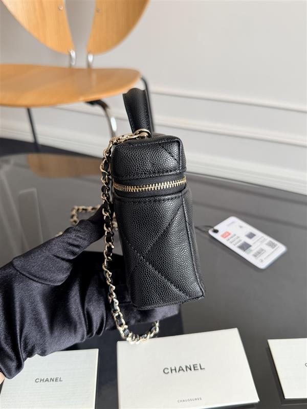 2026127214535927 560